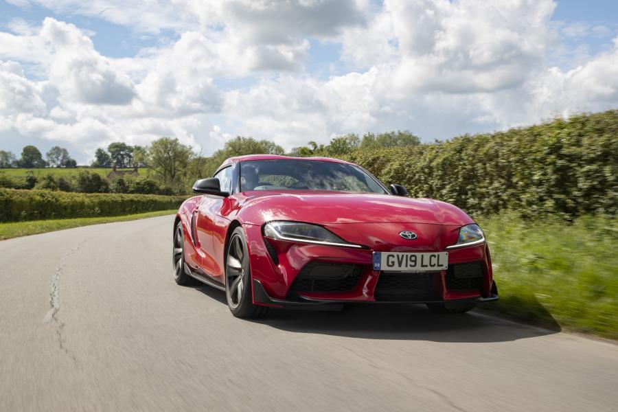  Toyota GR Supra (A90) 2019 года  (UK) (фото 16 из 91)
